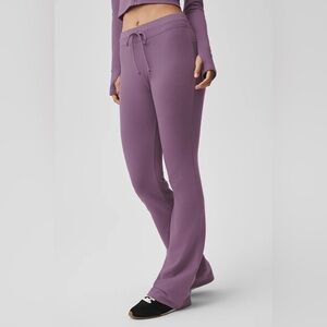 NWT Alo Sway Bootcut Sweatpant Size Medium